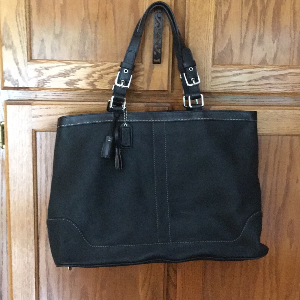💝 Coach X-Large Black Leather Tote